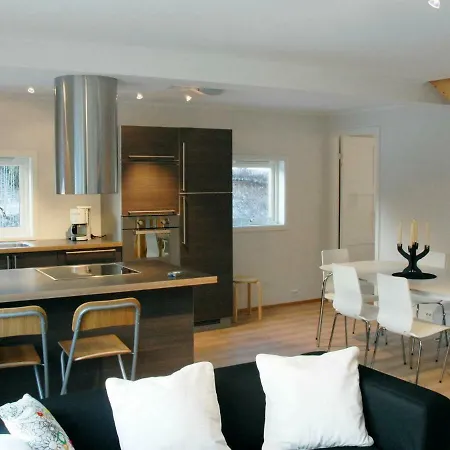 Four Bedroom Holiday In S Holiday home *